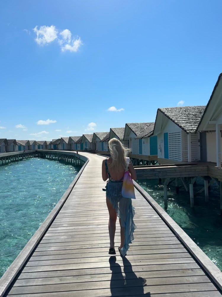 walking to all inclusive from maldives water villa
