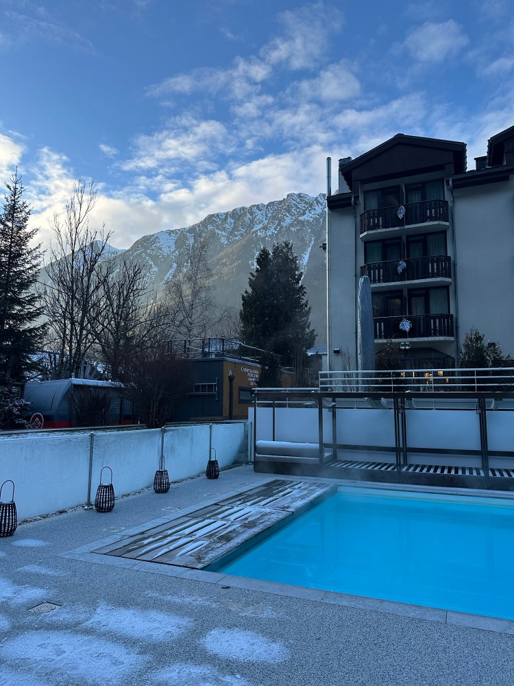 Spa Les Aiglons hotel chamonix winter holiday